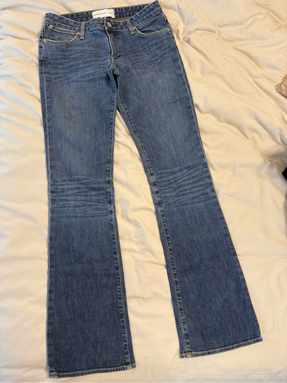 Y2K low-rise flared denim, size 28